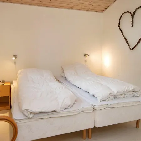 Three-bedroom Holiday In Reksteren * Ebeltoft