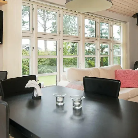 Holiday home Three-bedroom Holiday In Reksteren Ebeltoft